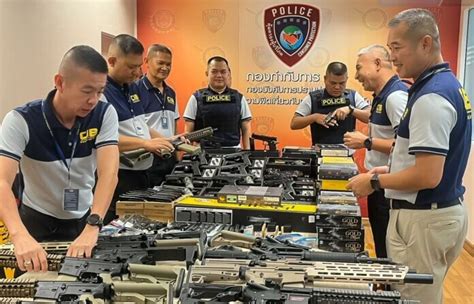 Thai Police Seize Over 400 Illegal Blank And Bb Guns Worth 4 Million Baht In Bangkok Warehouse