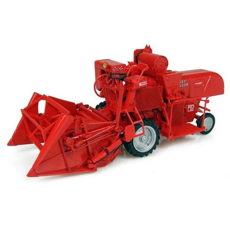 2880 Universal Hobbies Massey Ferguson 830 Combine Harvester 132 Boxed Specialist Supplier Of