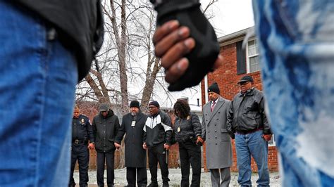 4 Killed In Indianapolis Apartment What We Know About The Shooting