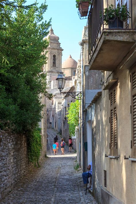 Guide to Erice, Sicily - The Thinking Traveller