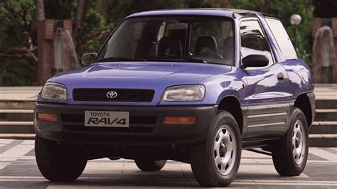 Toyota Rav Celebra Su Aniversario Conoce La Historia De La Pionera