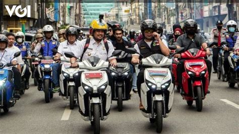 Naik Motor Bareng Bobby Nasution Di Medan Ridwan Kamil Dukung