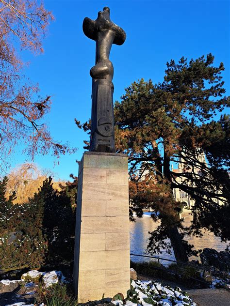 Das Schottische Kreuz Glenkiln Cross Im Maschpark Hinter Dem Neuen