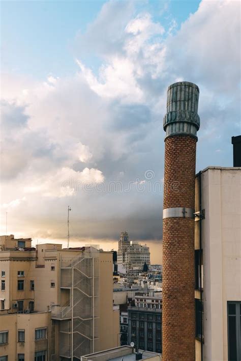 Skyline Do Madri Do Telhado De Circulo De Bellas Artes Foto Editorial