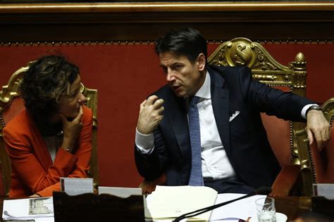 Governo Diretta Il Conte Ottiene La Fiducia Anche Al Senato