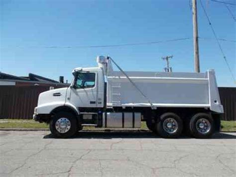 Volvo Dump Truck (2016) This Volvo Vhd Dump Truck Is In: Vans, SUVs ...