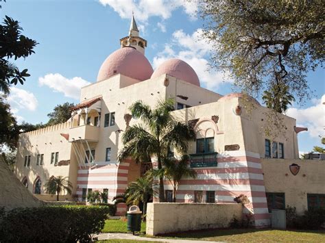 Opa Locka City Hall Opa Locka Florida Atlas Obscura