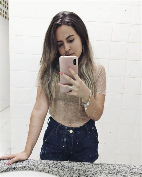 Aline Carvalho On Instagram Aline Instagram Mirror Selfie