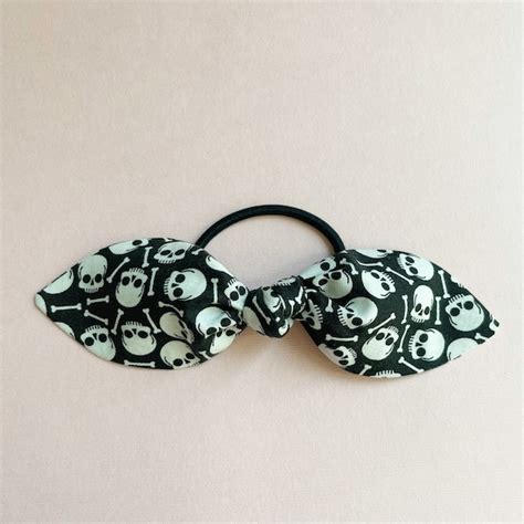 Black Skull Bow Tie - Etsy