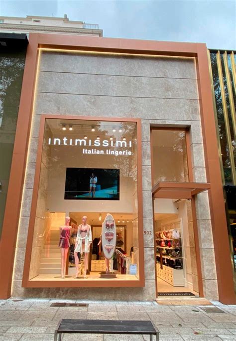 Intimissimi Inaugura Loja Na Oscar Freire Harper S Bazaar Moda