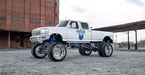 CLOUD NINE9 | HOLLYWOOD MIKE’S F-350