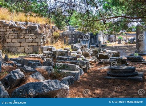 Antigua Ciudad Griega Priene En La Costa Oeste De Turqu A Foto De