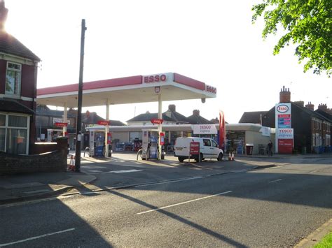 Esso Windmill Avenue Kettering Northamptonshire Flickr