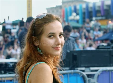 Girl And A Crowd Stock Image Image Of Beauty Woman Caucasian 989469