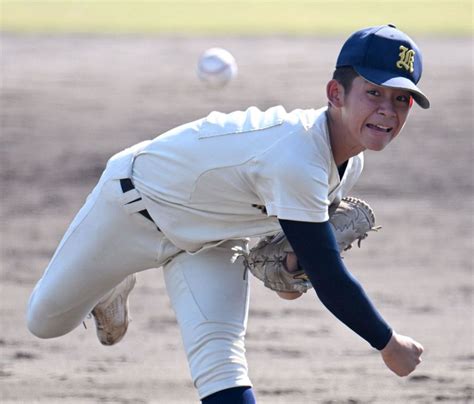 熊本国府が初優勝 エース坂井理人が1失点完投 好投の要因はライバルの存在【高校野球九州大会】：「おっ！」でつながる地元密着のスポーツ応援