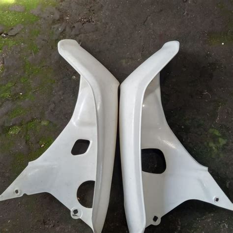 Jual Cover Tebeng Sayap Depan Honda Astra Grand Putih Shopee Indonesia