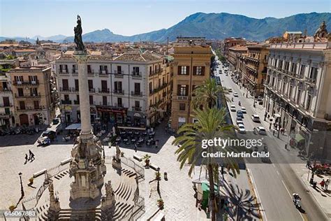 piazza san domenico palermo   premium high res pictures