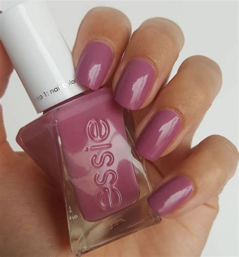 Ew From Essie Gel Couture Fall 2017 •designer Debut• 🏵🍁 A Dusty Mauve