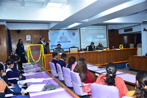 Csir Iiim Holds Iisf Outreach Programme Csir Indian Institute Of