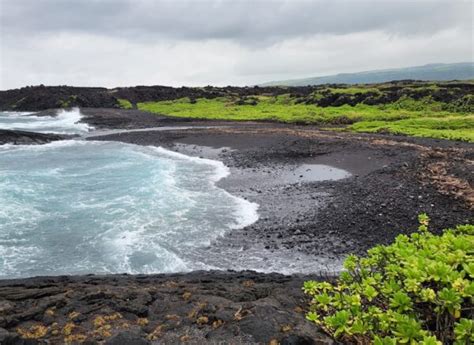 Punaluu Black Sand Beach, Pahala - Hawaii Beaches