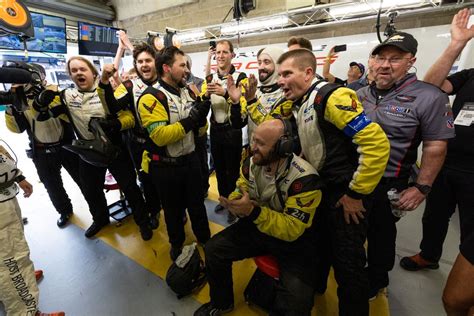 Corvette Racing At Le Mans Keating No 33 C8 R Take Hyperpole