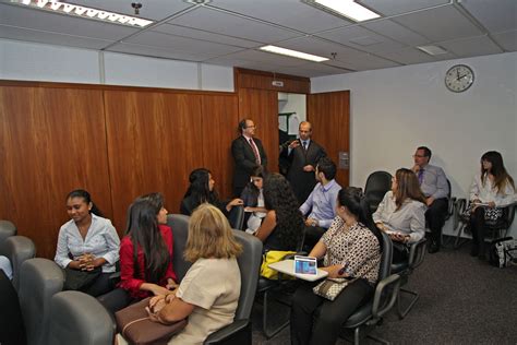 TRF3 RECEBE VISITA DE ESTUDANTES DE CURSO TÉCNICO EM SERVIÇOS JURÍDICOS