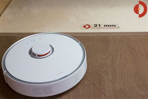 Xiaomi Roborock Robotic Vacuum Cleaner Testbericht Tuerschwellen Akku