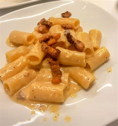 Rigatoni Alla Carbonara Una Ricetta Originale Ricette Facili Veloci