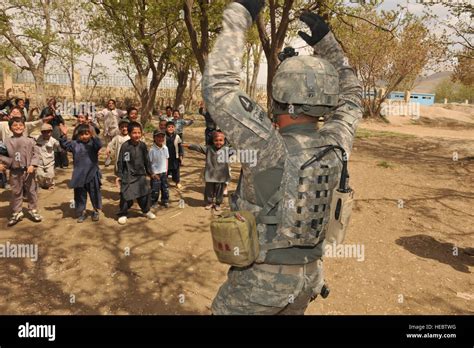 Kids Jumping Jacks Hi Res Stock Photography And Images Alamy