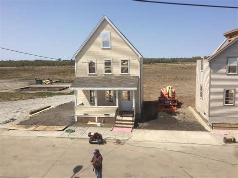 The fake house from yesterday before it was filmed. | House design