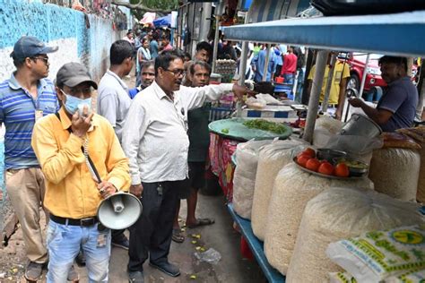 Kolkata Hawker Hawkers From Bihar Jharkhand Are Sitting On The