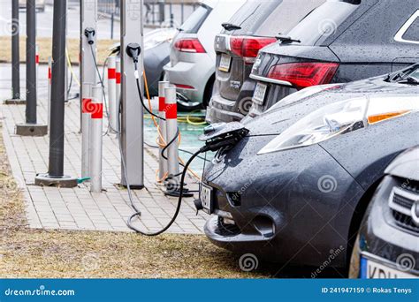 Estaci N De Carga De Veh Culos El Ctricos Carga De Coches El Ctricos