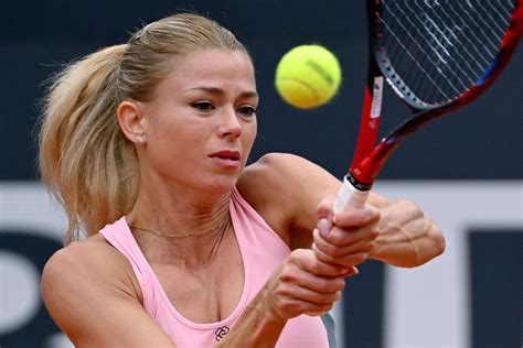 Étonnamment Camila Giorgi Se Retire De La Compétition Le Derniere Heure