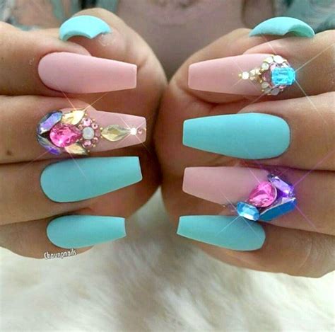 15 Diseños de uñas con colores pastel para sacar tu lado más tierno e