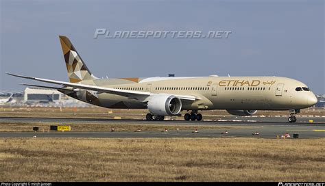 A Bmc Etihad Airways Boeing Dreamliner Photo By Plane Spotternl