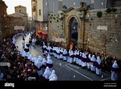 Italy Sicily Enna Procession Of Good Friday Stock Photo Alamy