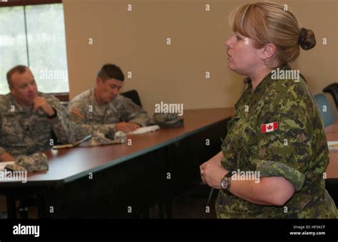 Women Canadian Armed Forces Hi Res Stock Photography And Images Alamy