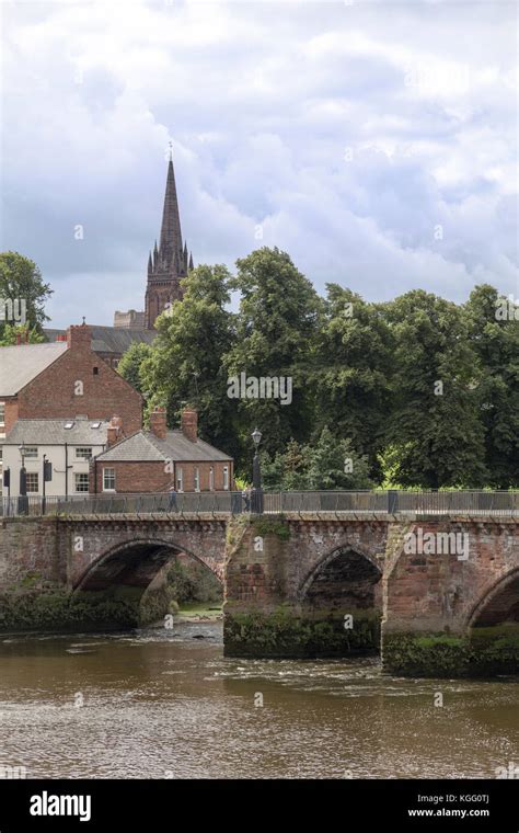 Uk Chester The Old Dee Bridge Over The River Dee At Chester Stock