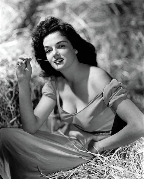 Jane Russell In The Outlaw 1943 Directed By Howard Hughes