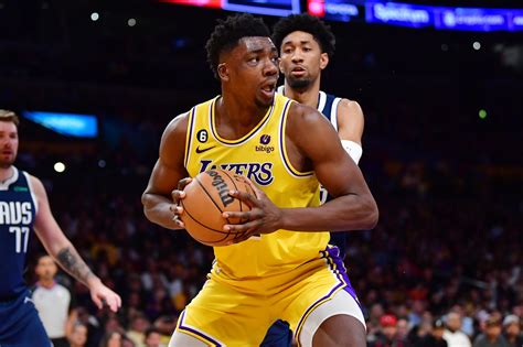 Nuggets Acquire Thomas Bryant From Los Angeles Lakers For Davon Reed