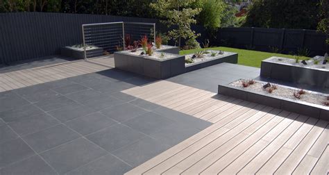 Porcelain Paving And Composite Decking Minimalist Style Garden Design