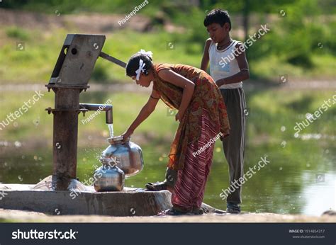 737 Hand Pump India Immagini Foto Stock E Grafica Vettoriale