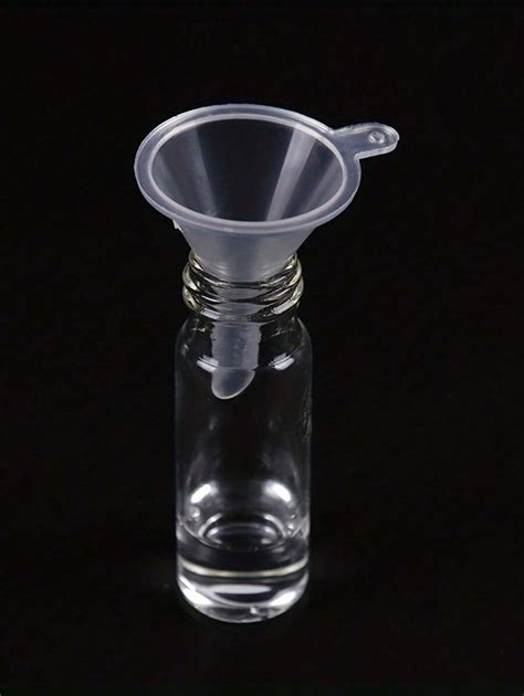 15pcs Clear Plastic Mini Funnel For Lab Bottles Essential Oils Perfumes Spices Sand Art And