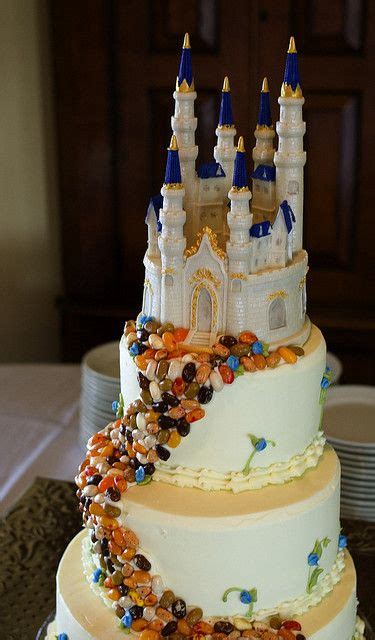 Beauty And The Beast Themed Wedding Cake By Disney I Like The Jelly