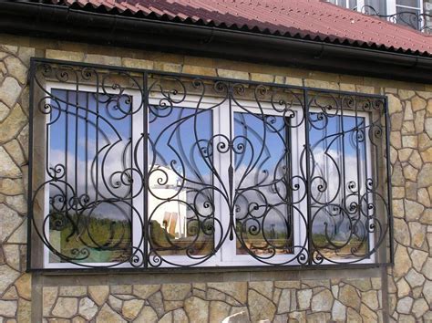 Решетки на окна для дачи: 70+ изящных идей для загородного дома