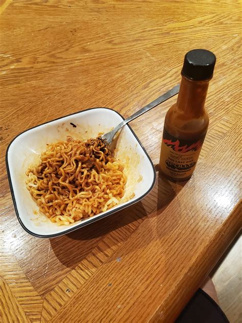 Samyangs 2x Spicy Ramen Noodles With Hot Ones The Last Dab Apollo R Spicy
