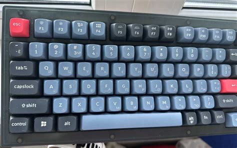 Клавіатура механічна Keychron V1 QMK Knob Red Hot Swap RGB 3 300 грн Периферійні пристрої