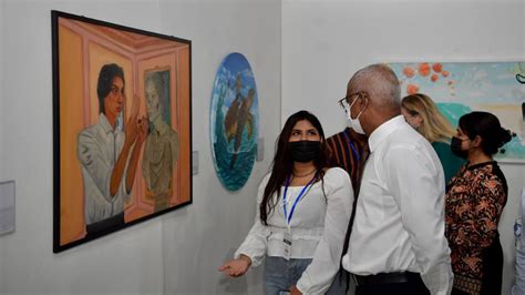 President Attends Opening Ceremony of “Unveiling Visions 2021