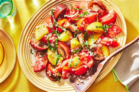 Heirloom Tomato Salad Recipe