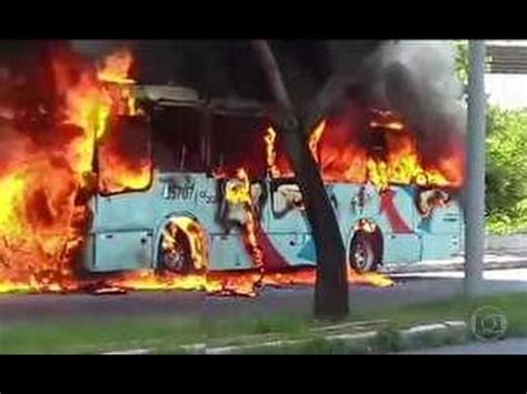 Bandidos Incendeiam Nibus E Carros Na Grande Fortaleza Veja